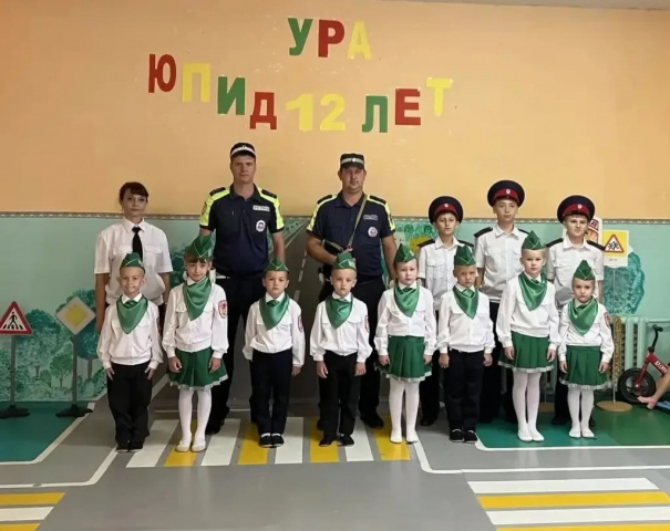 12 лет команде ЮПИД